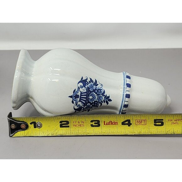 Vintage Ceramic Salt & Pepper Shakers White‎ & Blue Floral Design - Picture 8 of 8
